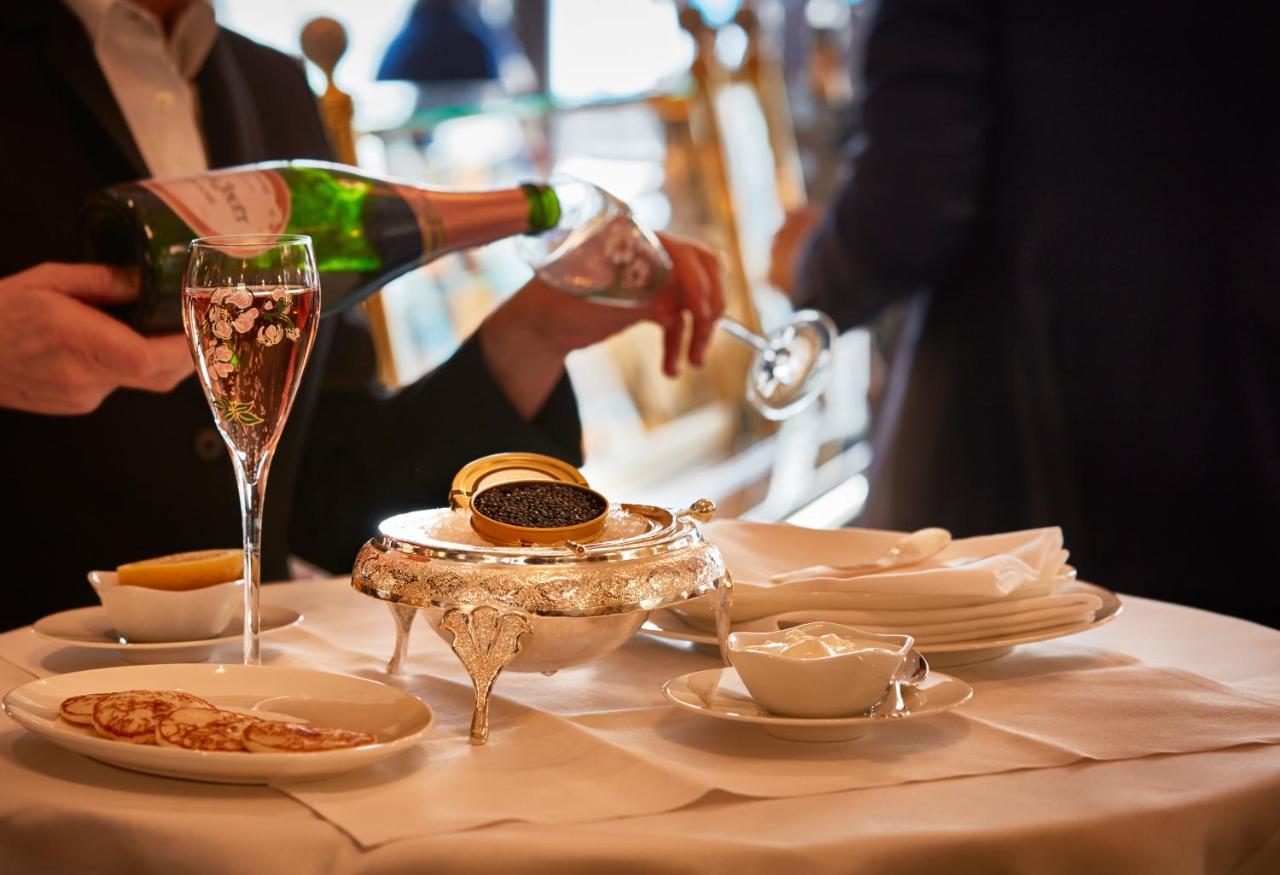 The Dufour By Hotel Schweizerhof Zuerich ภายนอก รูปภาพ